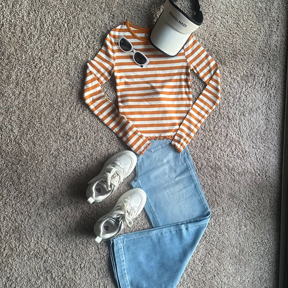 Orange & White Ribbed Striped Top – 6IXTY8IGHT – Size S